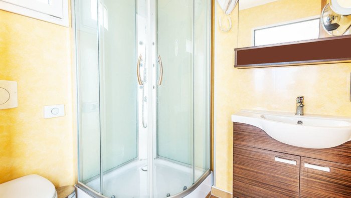 Kontener mieszkalny - Ekskluzywny - prysznic i umywalka