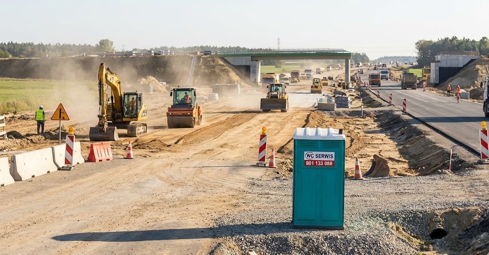 Checklista: jak zorganizować zaplecze sanitarne na&nbsp;placu budowy krok po&nbsp;kroku